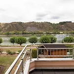 호텔 Am Rhein 3*